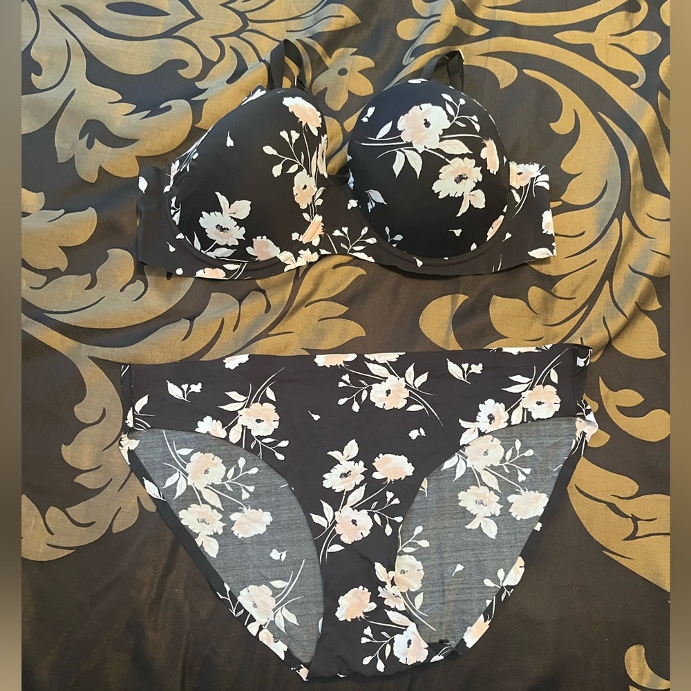 Bra & Undies Set